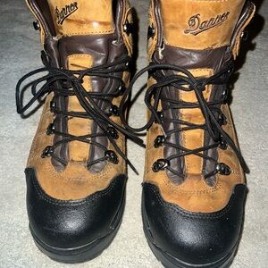 Danner Men's Tan and Black Leather Boots